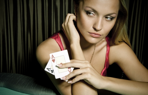 women gambling 