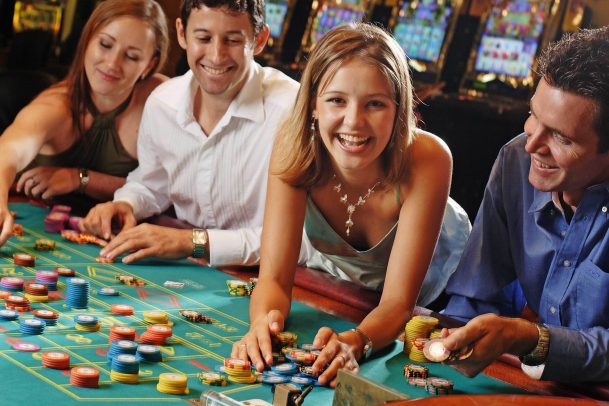women gambling